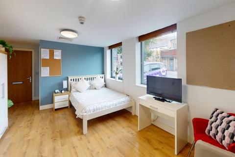 Studio to rent, Catherine House Woolpack Lane, Nottingham NG1