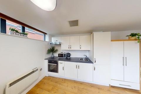 Studio to rent, Catherine House Woolpack Lane, Nottingham NG1