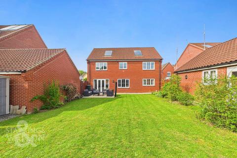 4 bedroom detached house for sale, Simpson Way, Wymondham, Norwich