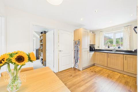 4 bedroom detached house for sale, Simpson Way, Wymondham, Norwich