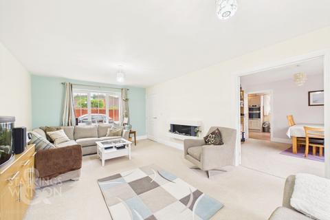 4 bedroom detached house for sale, Simpson Way, Wymondham, Norwich