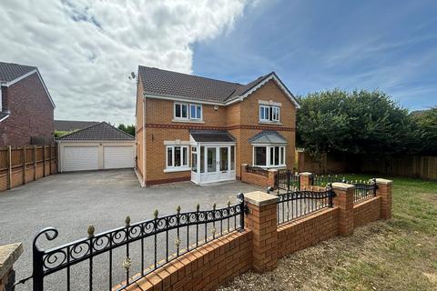 Clos Bryn Haul, Llwynhendy, Llanelli