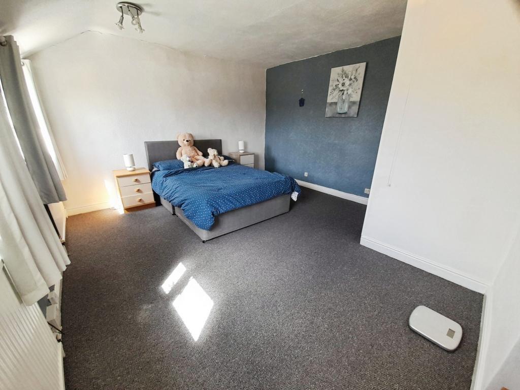 Pbox-bedroom-313541.jpg