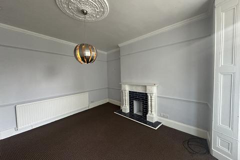 3 bedroom flat for sale, Park Crescent, Llanfairfechan, Conwy, LL33