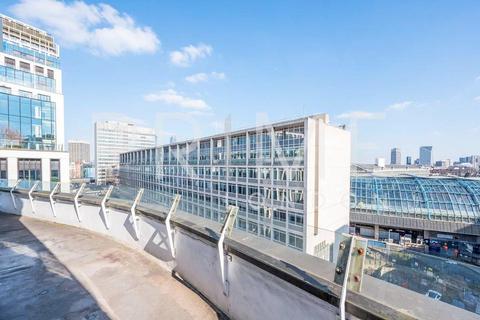 3 bedroom apartment to rent, North Block, County Hall Apartments, South Bank