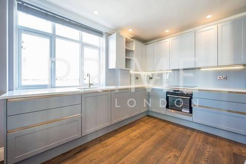 3 bedroom apartment to rent, North Block, County Hall Apartments, South Bank