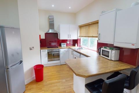 2 bedroom flat to rent, Burns Street, Nottingham NG7