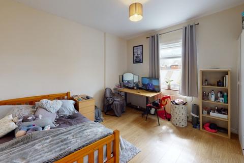 2 bedroom flat to rent, Forest Road East, Nottingham NG1