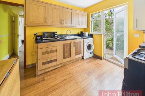 2 bedroom ground floor flat for sale, Bear Road, Brighton