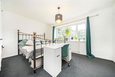 2 bedroom maisonette for sale, Lyme Farm Road, London SE12