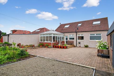 24 St. Cuthberts Road, Prestwick, KA9 2EB