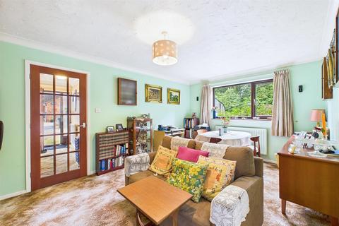 2 bedroom detached bungalow for sale, Park Road, Gressenhall