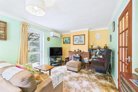 2 bedroom detached bungalow for sale, Park Road, Gressenhall