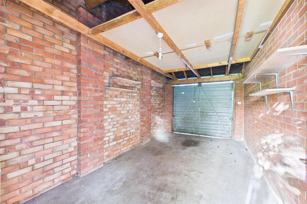 Garage.jpg