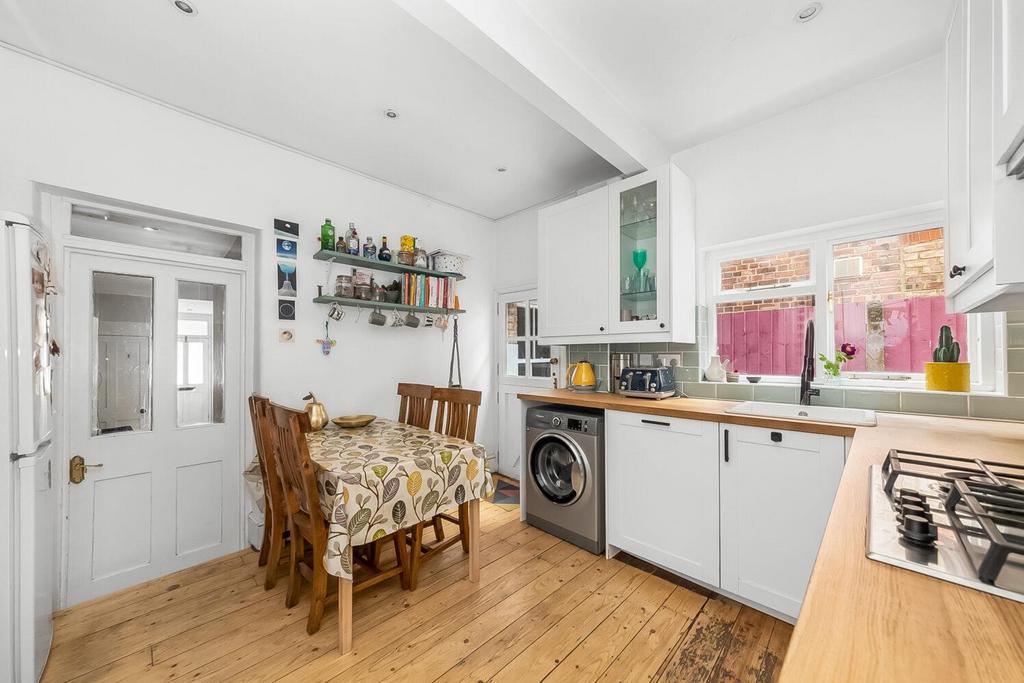 IMG 6817-2-1495x997.jpg