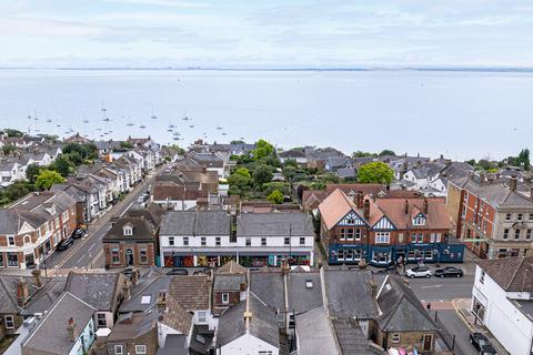 16a Broadway, Leigh-on-sea, SS9 1AW