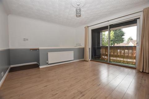 1 bedroom apartment for sale, Gandalfs Ride, South Woodham Ferrers, Chelmsford