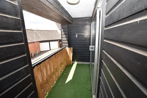 1 bedroom apartment for sale, Gandalfs Ride, South Woodham Ferrers, Chelmsford