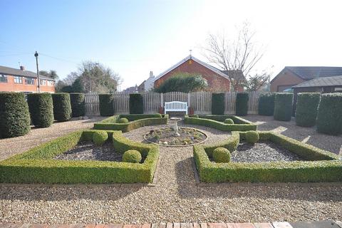 undefined, Main Street, Hatfield Woodhouse, Doncaster, DN7
