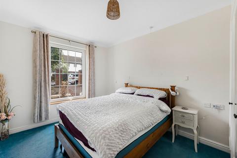 1 bedroom apartment for sale, Pegasus Court, St. Stephens Road, Cheltenham, Gloucestershire, GL51