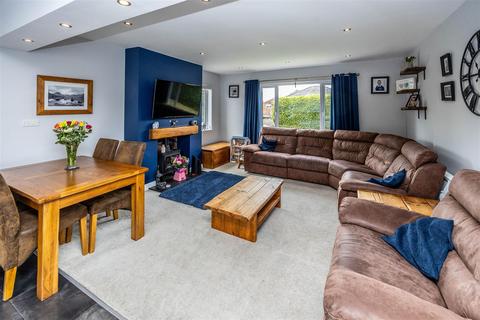 undefined, Bankfield, Huddersfield HD8