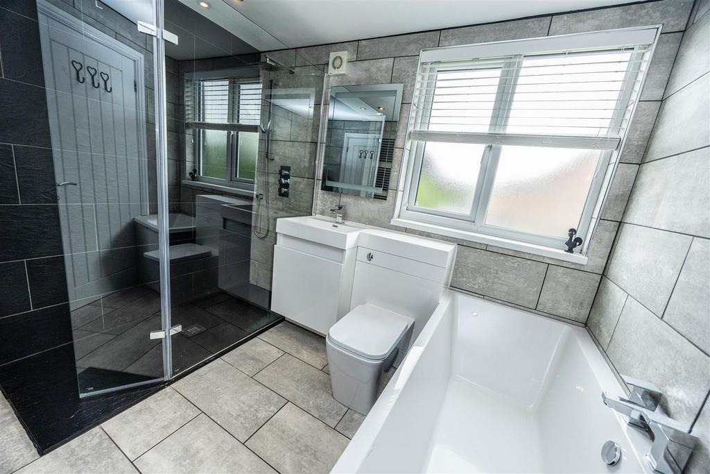 Family bathroom