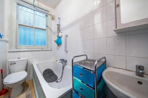 Ground Floor Flat, 14 Highlands Avenue, London, W3 6EU
