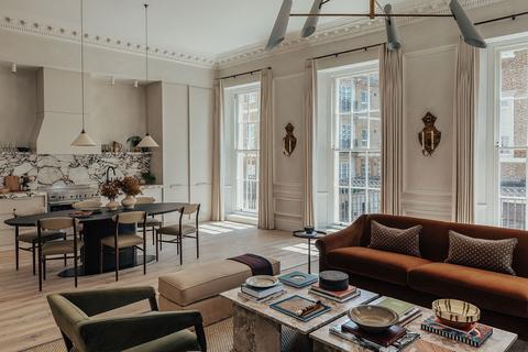 undefined, Hertford Street, London, W1J