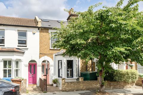 4 bedroom terraced house for sale, Goodrich Road, London
