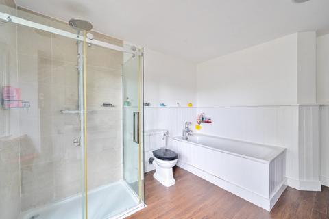 196 Adelaide Avenue, London, SE4 1JN