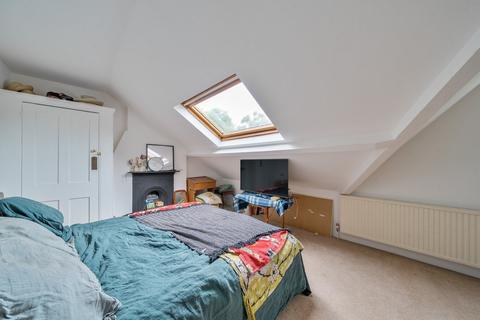 196 Adelaide Avenue, London, SE4 1JN
