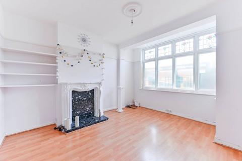Runnymede Crescent, Streatham Vale, London, SW16
