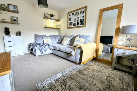 16 Dudley Close, Whitehill, Bordon, GU35 9PY