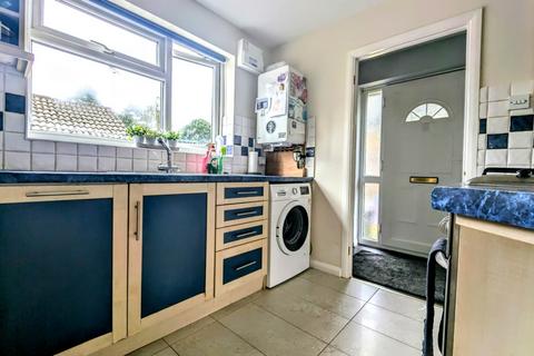 16 Dudley Close, Whitehill, Bordon, GU35 9PY
