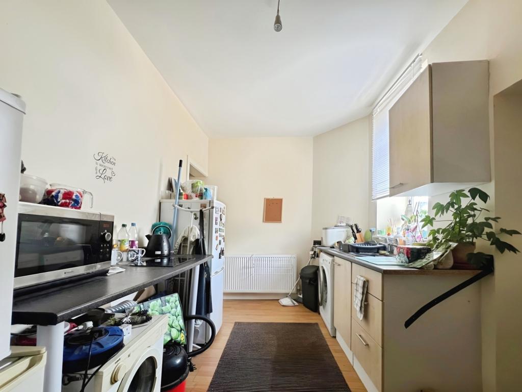 Pbox-kitchen-312908.jpeg