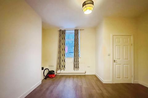2 bedroom end of terrace house for sale, Platt Fold Street, Leigh