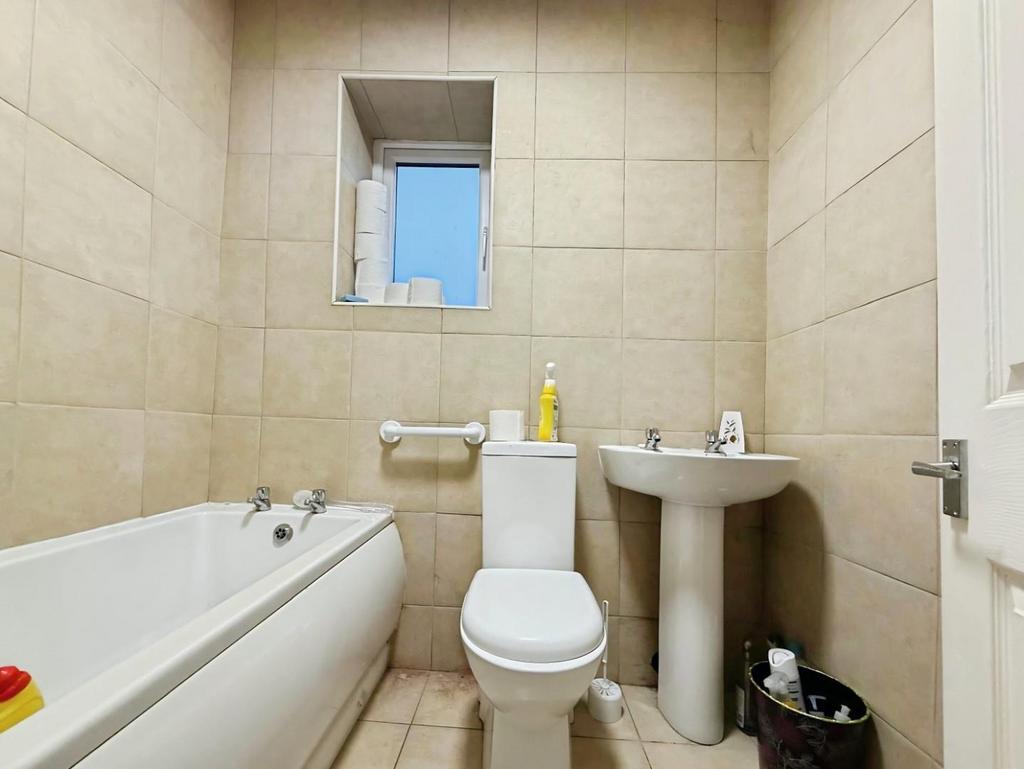 B21ad979-f7ef4aa9-5d2c-443a-b37f-4645a77e02f3.JPG