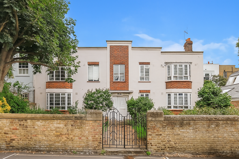 2 bedroom ground floor flat for sale, British Grove, W4