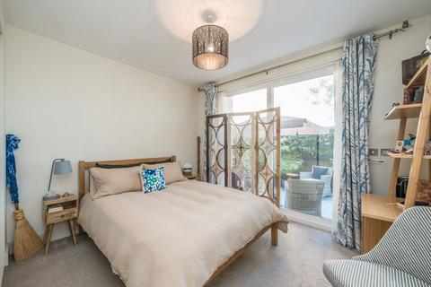 undefined, Woodman Mews, Kew TW9