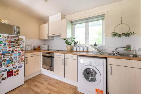 2 bedroom flat for sale, Granite Apartments, Stratford, London, E15