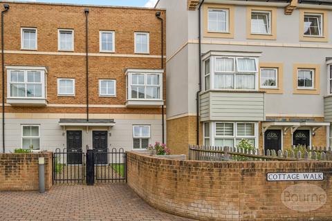 4 bedroom terraced house for sale, Cottage Walk, Godalming, Surrey, GU7