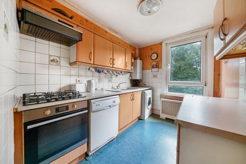 3 bedroom flat for sale, Elliott Road, Thornton Heath, CR7