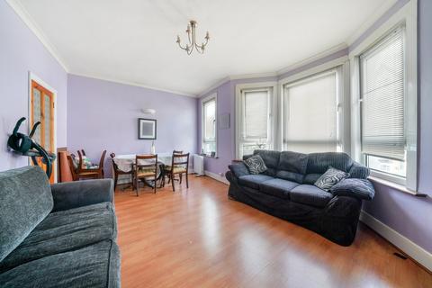 3 bedroom flat for sale, Elliott Road, Thornton Heath, CR7