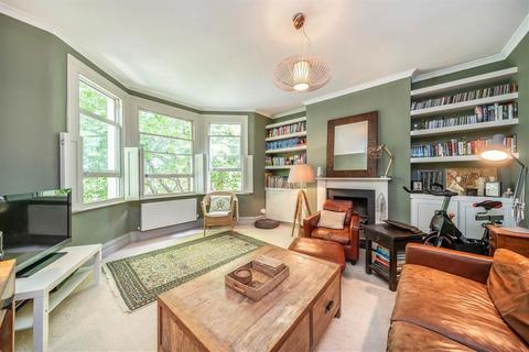 2 bedroom flat for sale, Bonneville Gardens, London SW4