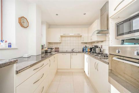 2 bedroom flat for sale, Asher Way, London E1W