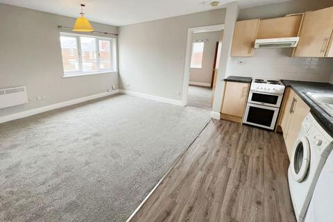 1 bedroom flat to rent, Erin Court, Swindon, SN1 4NS