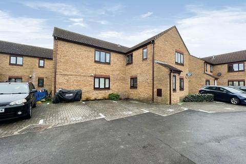 1 bedroom flat to rent, Erin Court, Swindon, SN1 4NS