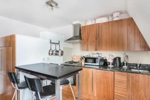 2 bedroom apartment to rent, Great Portland Street, London W1W