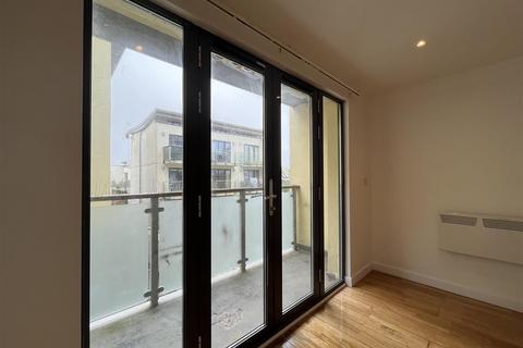 Studio to rent, Surfpod Apartments, Newquay TR7