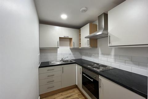 Studio to rent, Surfpod Apartments, Newquay TR7